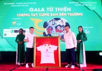 Chiếc áo của tuyển thủ Nguyễn Quang Hải với giá “kỷ lục” là 400 triệu đồng | Chương trình từ thiện “Chung tay cùng bạn đến trường” miền Tây 2022