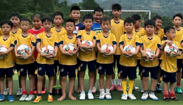 GIẢI BÓNG ĐÁ U18