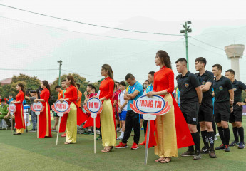 Tưng bừng Khai mạc Giải bóng đá Vô địch sân 7 Bắc Miền Trung – Cup Vinataba 2021
