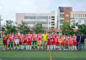 Giải bóng đá U15 Cúp Nguyễn Trãi 2023: Đội chủ nhà vô địch