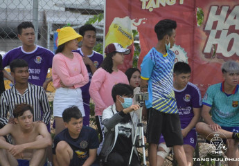 Khép lại giải bóng đá tứ hùng giao lưu các CLB 2020 lần II: Tuấn Linh và Hoàng Vũ nâng cao chức vô địch