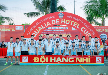 Đội bóng V & V FC gây ấn tượng tại Giải bóng đá vô địch sân 7 lần 3 năm 2025 - Tranh Cup Qualia De Hotel